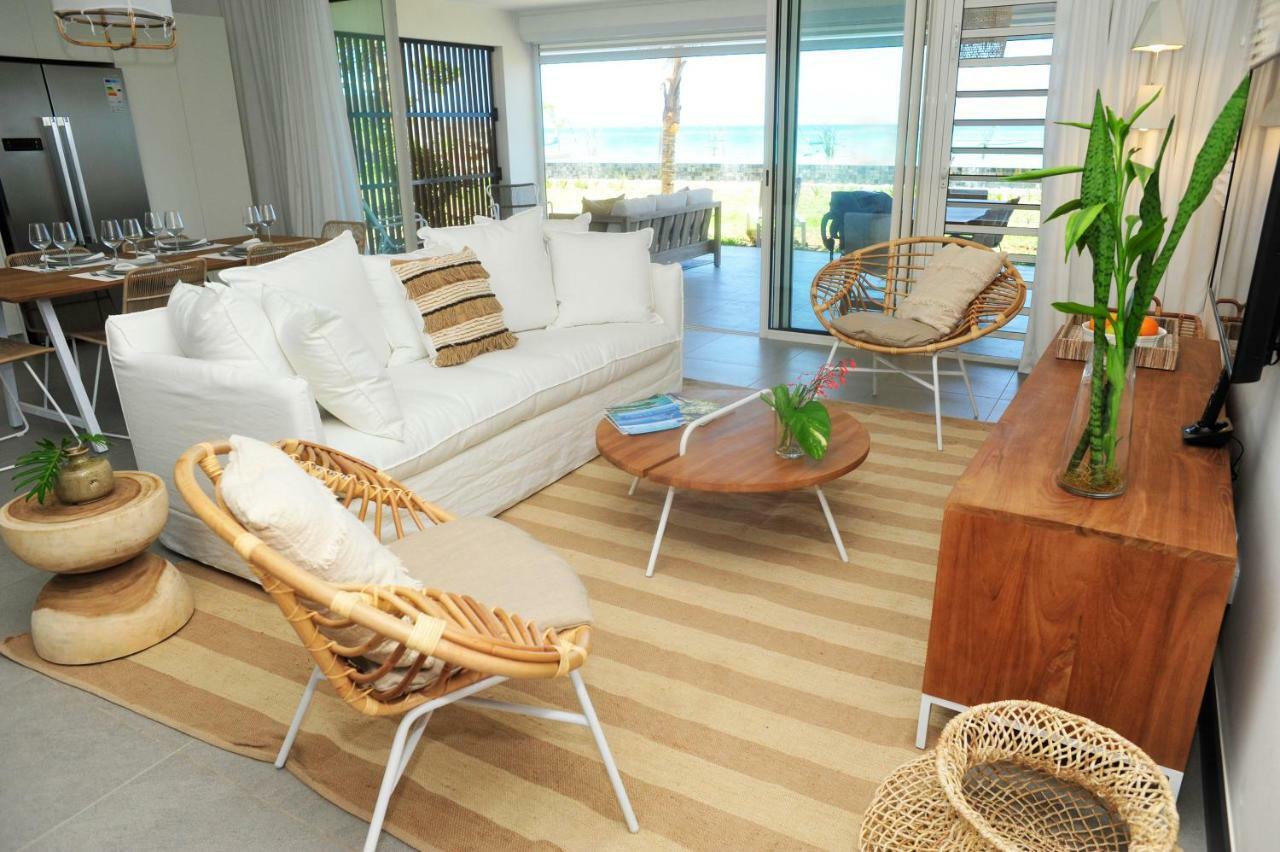 Obiches Luxury Beachfront Apartment Trou-Aux-Biches ภายนอก รูปภาพ