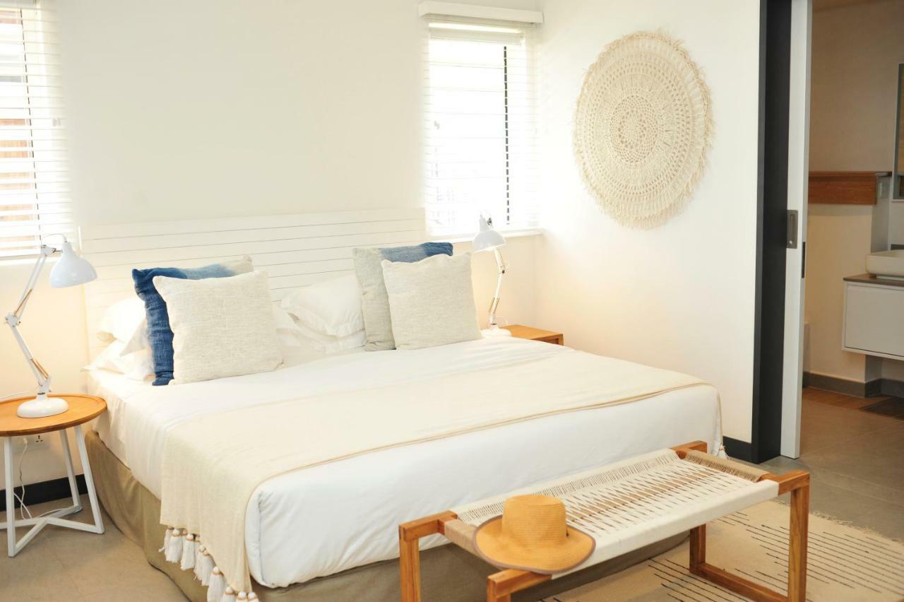 Obiches Luxury Beachfront Apartment Trou-Aux-Biches ภายนอก รูปภาพ